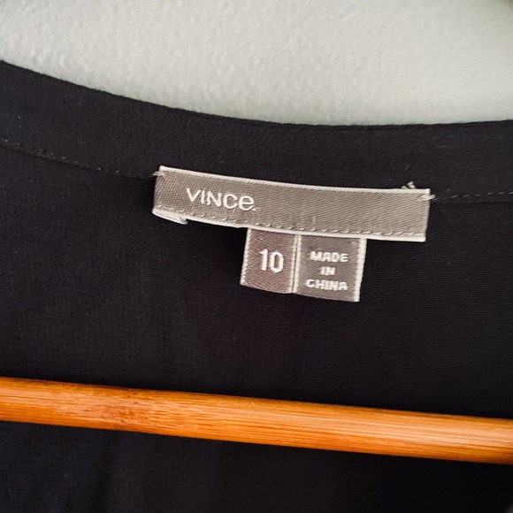 Vince Black Silk Long Sleeve Split Neck Tunic Blouse 10 M Minimalist Lagenlook - Picture 4 of 5